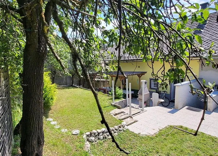 Lesce Auberge de jeunesse