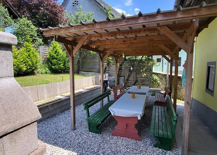 Auberge de jeunesse Lesce